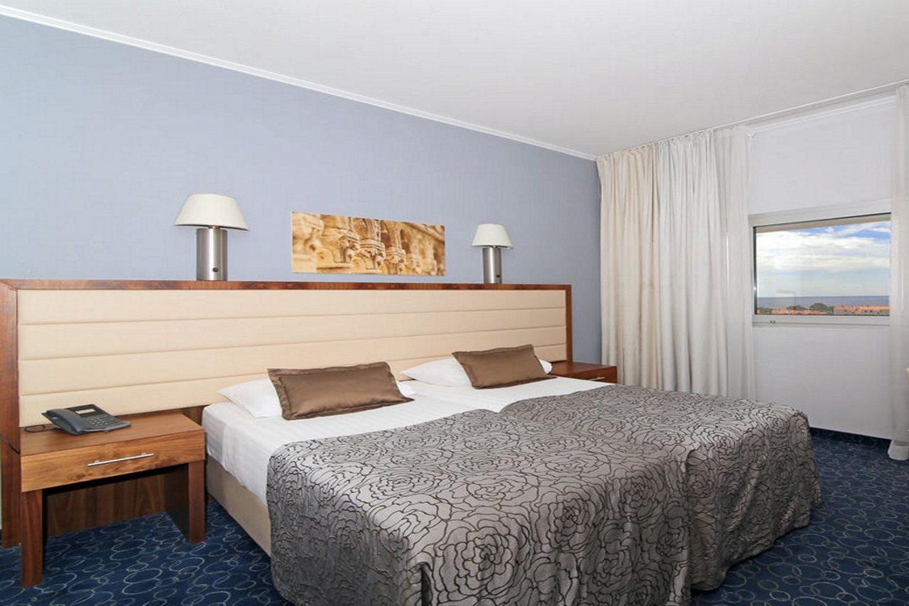 Lero Hotell 4*